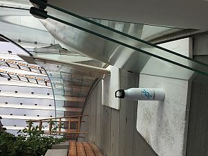 Die Glasfassade des ScienceTower Graz wurde mit BirdShades Folien beklebt. 