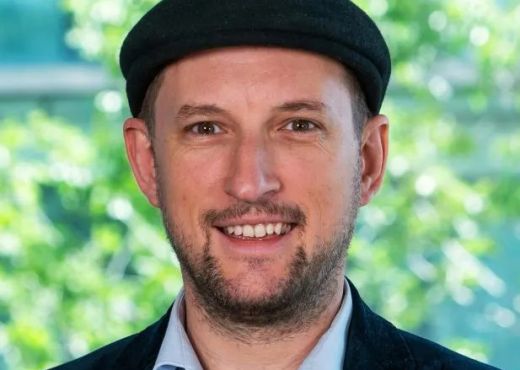 Portrait Dr. Florian Schirg