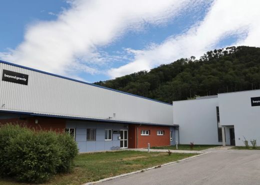  Produktionsgebäude