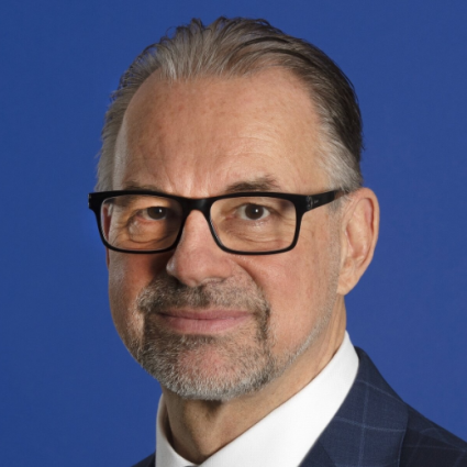 Josef Aschbacher Portrait