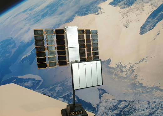 Der Small-Sat Adler-1 soll in 600 km Höhe Weltraumschrott aufspüren