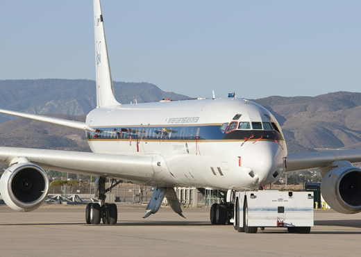 Das NASA Forschungsflugzeug DC8 wurde bei der SEAC4RS-Mission zur Untersuchung der Auswirkungen von Luftverschmutzung und natürlichen Emissionen auf den Klimawandel eingesetzt