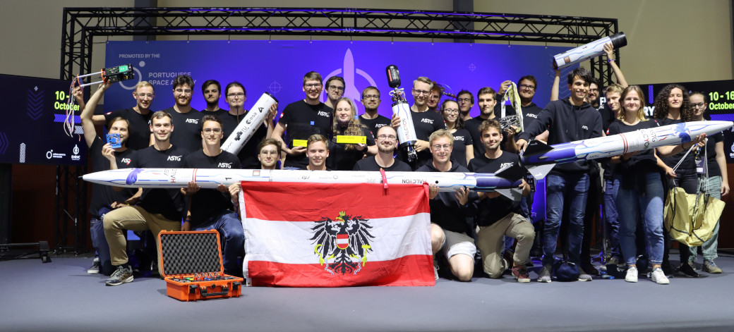 Group photo of the Aerospace Team Graz