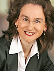 Porträt Assoz.-Prof. Dr. Yvonne Karimi-Schmidt